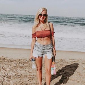 Meet your Posher, Shea